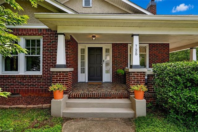 725 Lockland Avenue, Winston-salem, NC 27103
