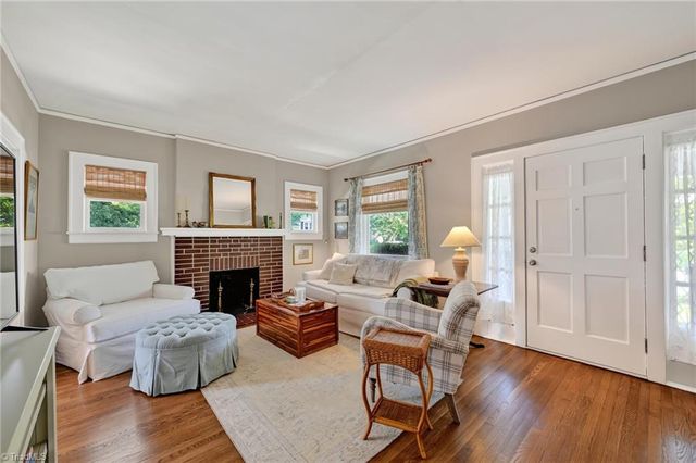 725 Lockland Avenue, Winston-salem, NC 27103