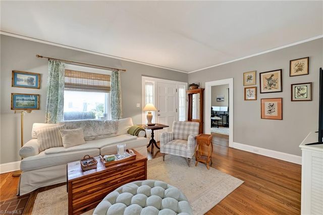 725 Lockland Avenue, Winston-salem, NC 27103