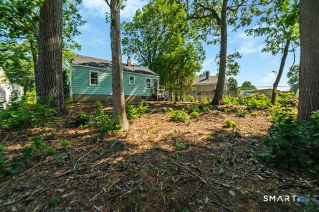 9 Westchester Drive, Bristol, CT 06010