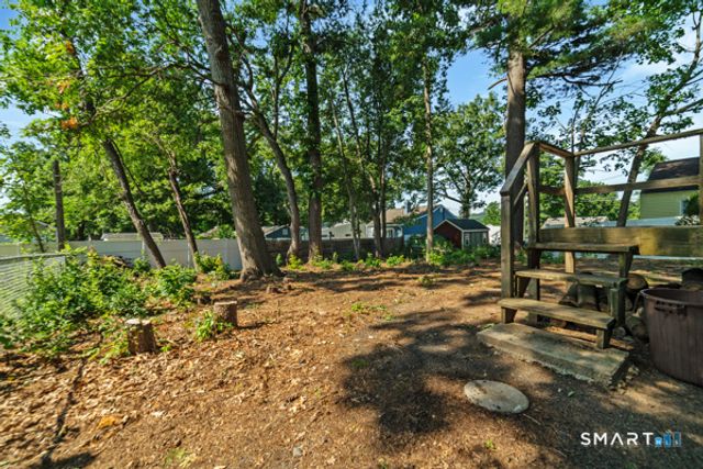 9 Westchester Drive, Bristol, CT 06010