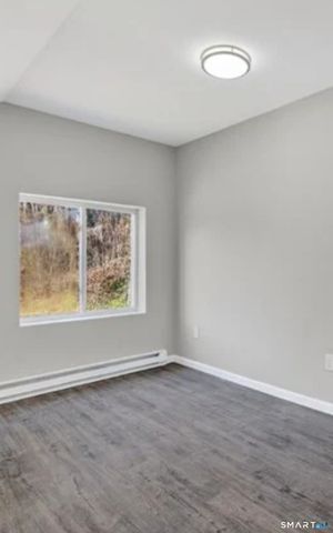 158 Cliff Street, Norwich, CT 06360