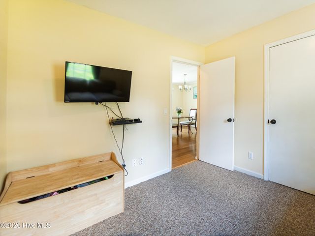 4646 Bramton Road, Wilmington, NC 28405