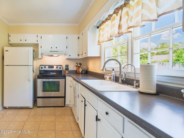 4646 Bramton Road, Wilmington, NC 28405