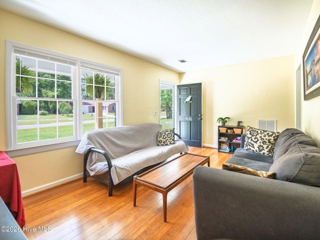 4646 Bramton Road, Wilmington, NC 28405