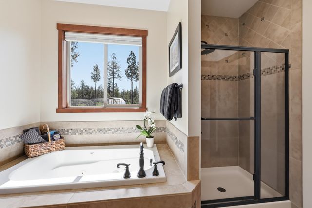 3915 W Brown Ln, Cheney, WA 99004