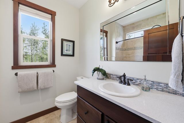 3915 W Brown Ln, Cheney, WA 99004