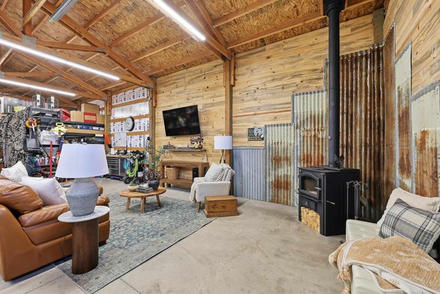 3915 W Brown Ln, Cheney, WA 99004