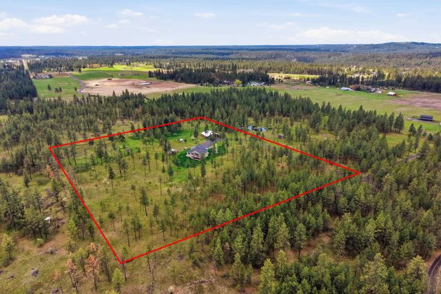 3915 W Brown Ln, Cheney, WA 99004