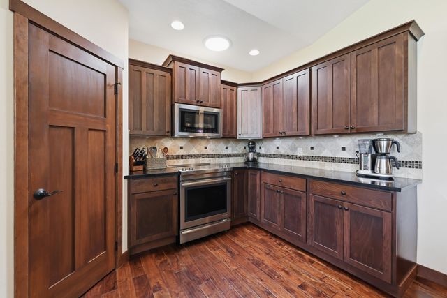 3915 W Brown Ln, Cheney, WA 99004