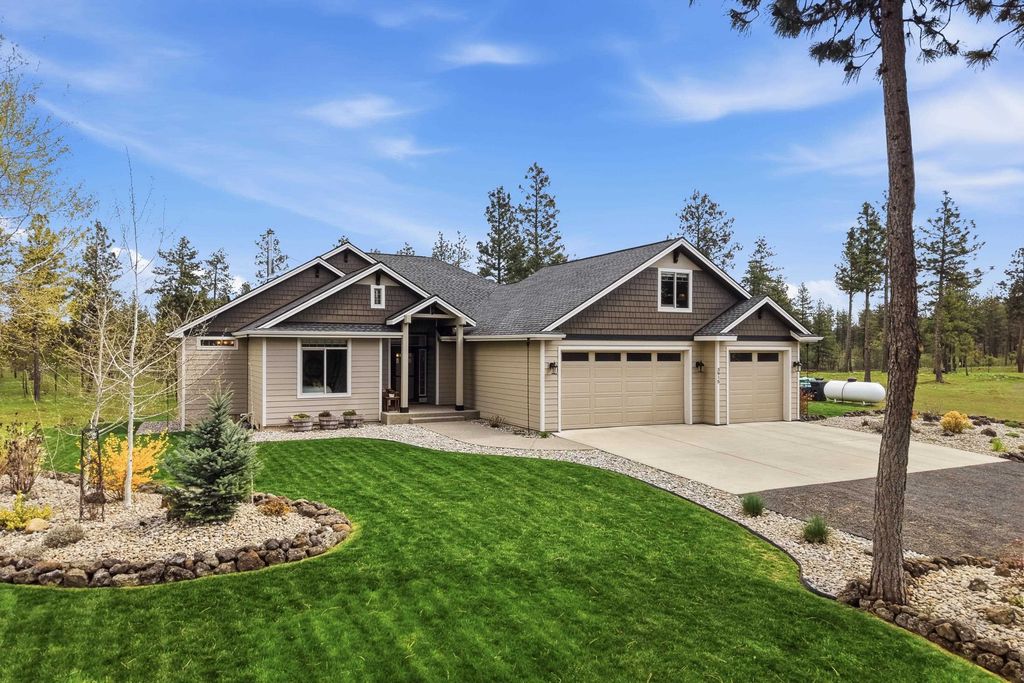 3915 W Brown Ln, Cheney, WA 99004