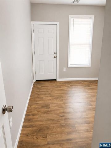 647 Grove Street, Irvington, NJ 07111