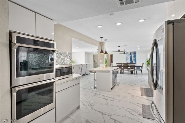 2065 Lindell Road, Las Vegas, NV 89146