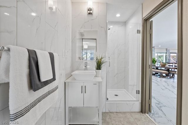 2065 Lindell Road, Las Vegas, NV 89146