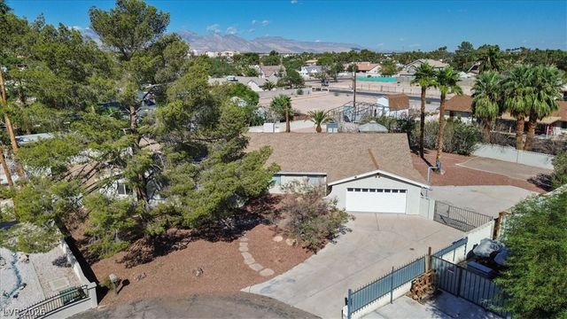 2065 Lindell Road, Las Vegas, NV 89146