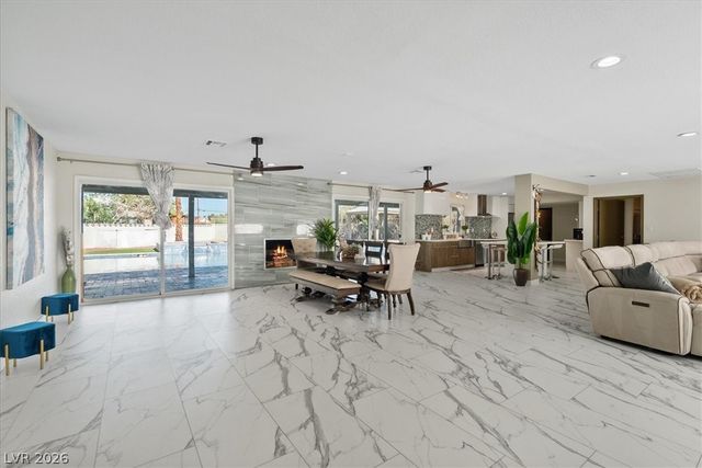 2065 Lindell Road, Las Vegas, NV 89146