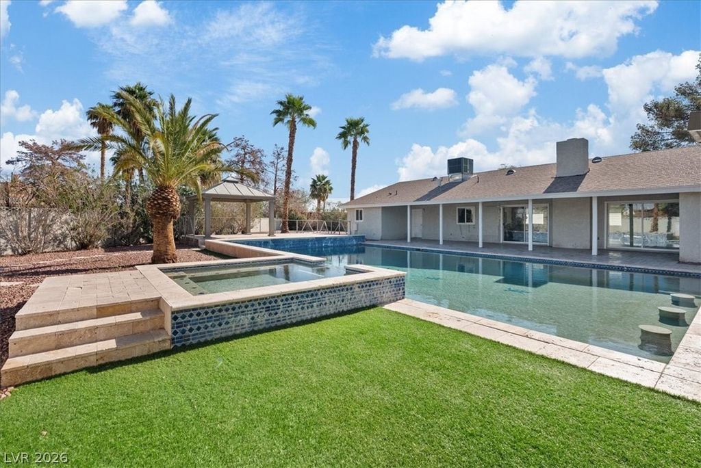 2065 Lindell Road, Las Vegas, NV 89146