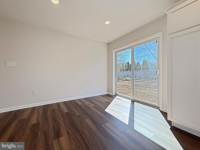 10 CHELTENHAM LN, Carlisle, PA 17013
