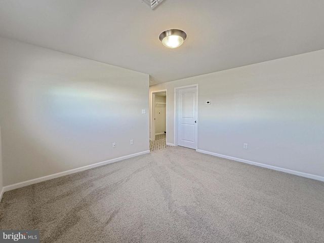 10 CHELTENHAM LN, Carlisle, PA 17013