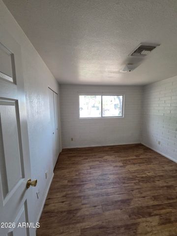 1301 E SAHUARO Drive, Phoenix, AZ 85020