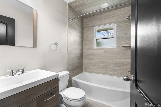 2131 Normandy, Royal Oak, MI 48073