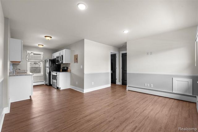 2131 Normandy, Royal Oak, MI 48073