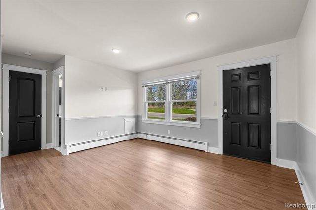 2131 Normandy, Royal Oak, MI 48073