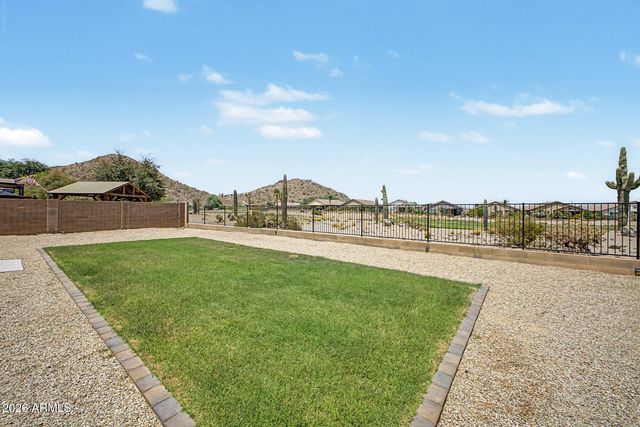364 W STIRRUP Lane, San Tan Valley, AZ 85143