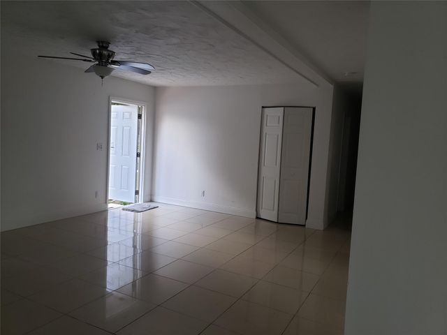 7815 NW 73rd Ave, Tamarac, FL 33321