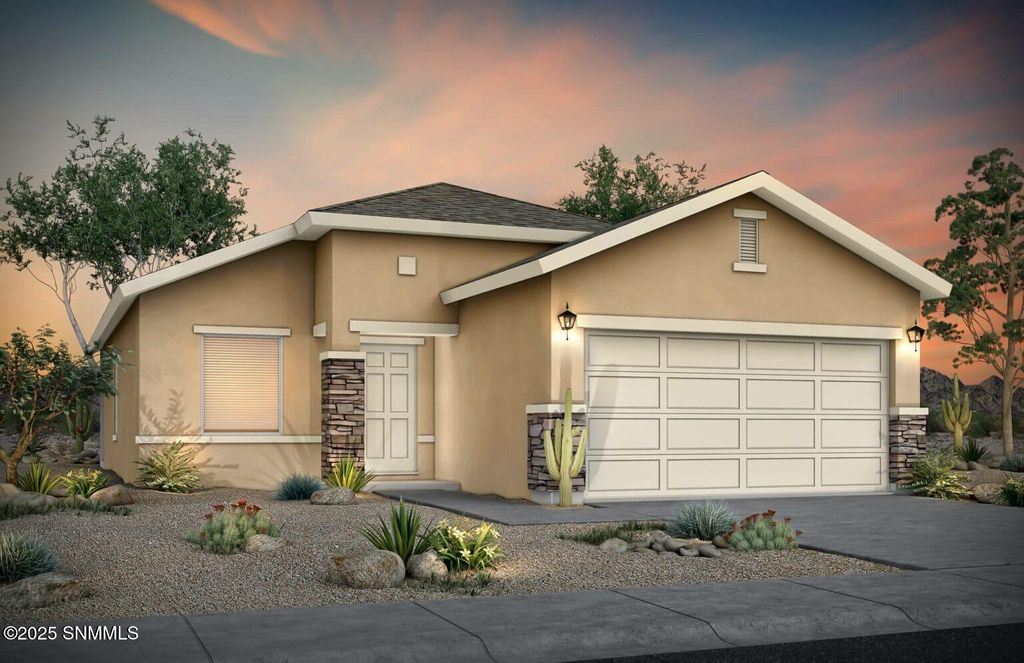 1981 Meteor Street, Las Cruces, NM 88012