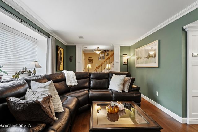 262 Frank Applegate Road, Jackson, NJ 08527