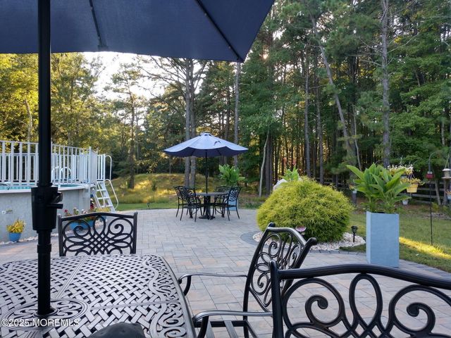 262 Frank Applegate Road, Jackson, NJ 08527