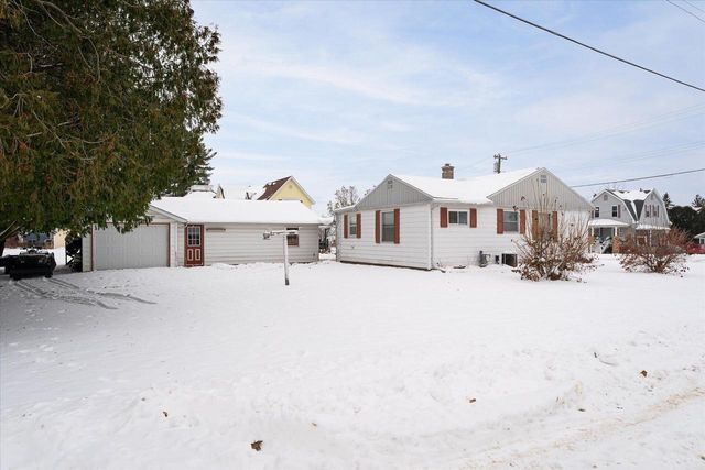 111 Coon Prairie AVENUE, Westby, WI 54667