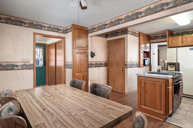 111 Coon Prairie AVENUE, Westby, WI 54667