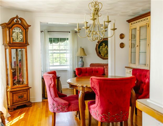 165 Sowams Road, Barrington, RI 02806