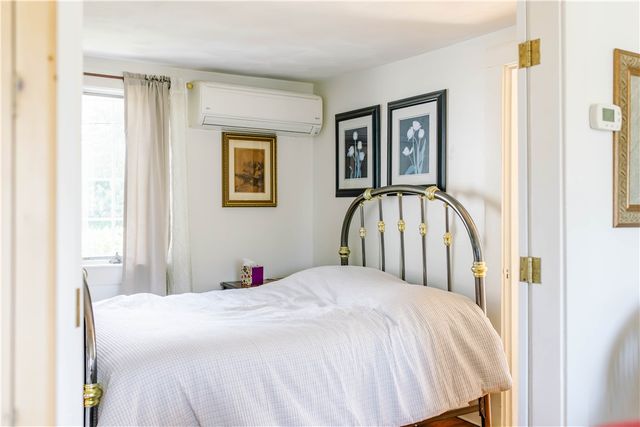 165 Sowams Road, Barrington, RI 02806