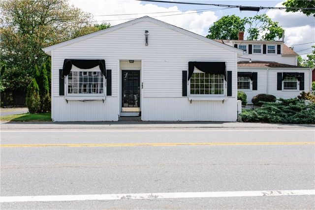 165 Sowams Road, Barrington, RI 02806