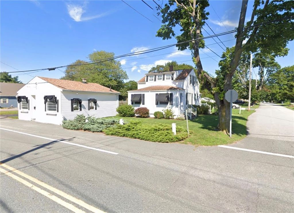 165 Sowams Road, Barrington, RI 02806