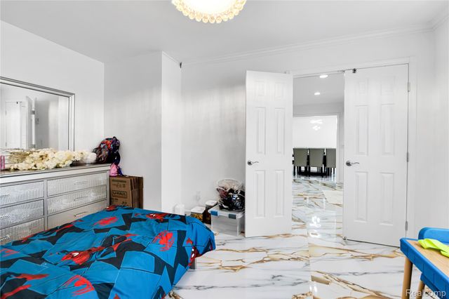 20379 Bannister Drive, Macomb Township, MI 48044