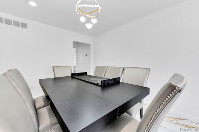 20379 Bannister Drive, Macomb Township, MI 48044