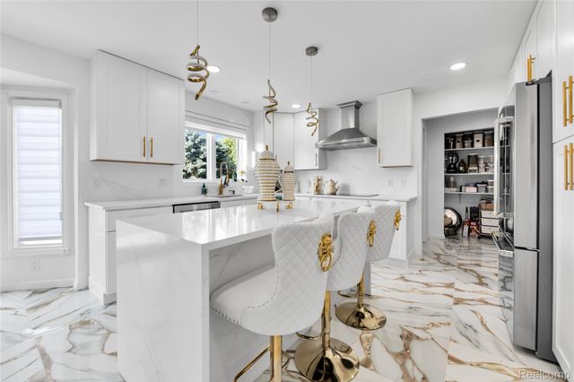 20379 Bannister Drive, Macomb Township, MI 48044