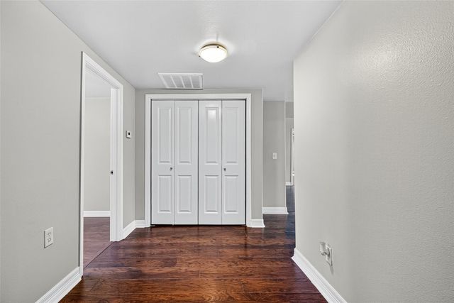 4034 Caplin Street, Houston, TX 77026