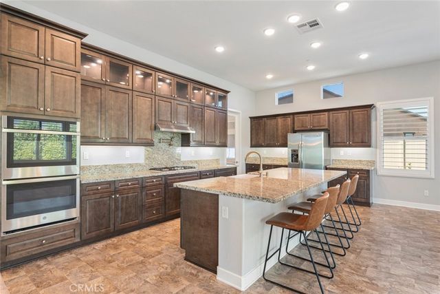 29646 Saddlebred Circle, Menifee, CA 92584