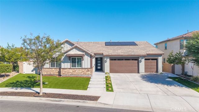 29646 Saddlebred Circle, Menifee, CA 92584