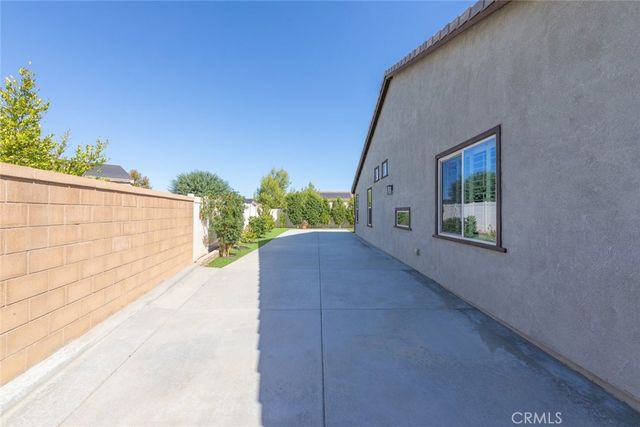 29646 Saddlebred Circle, Menifee, CA 92584