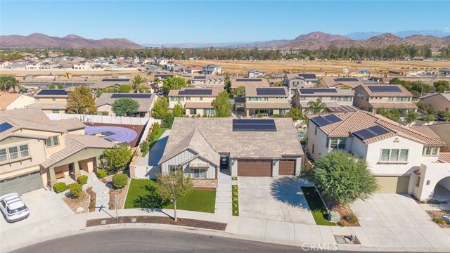 29646 Saddlebred Circle, Menifee, CA 92584