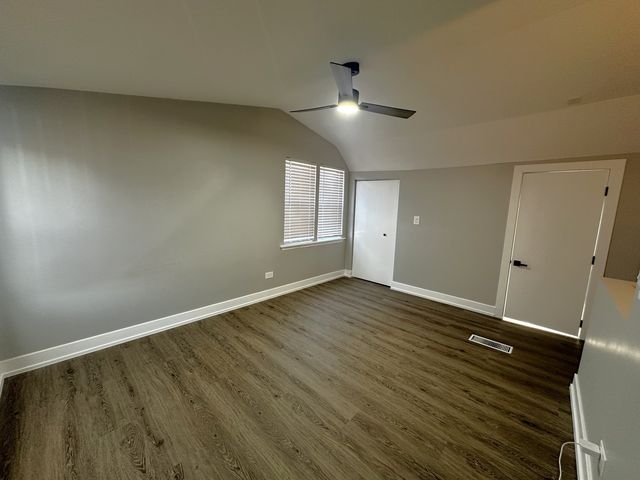 7304 W 57th Street W, Summit, IL 60501