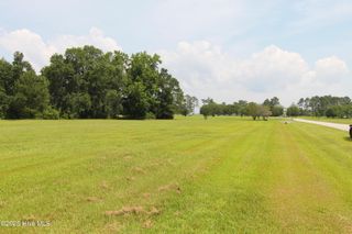 215 Long Creek Drive, Havelock, NC 28532