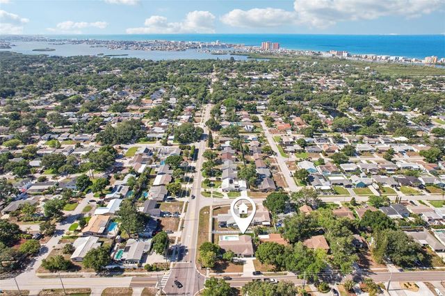 13700 86TH AVENUE, Seminole, FL 33776