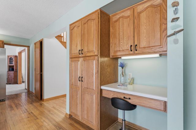 2227 Viola Heights Drive NE, Rochester, MN 55906